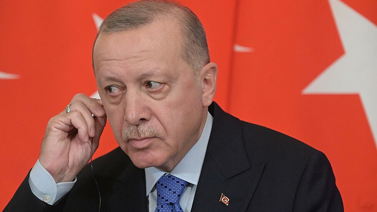 СМИ заподозрили у Эрдогана тяжелую болезнь