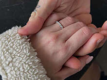 Daily Mail: Актер Арми Хаммер сделал предложение девушке из Казахстана