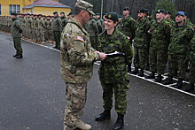 Минобороны Канады отрицает обучение бойцов батальона "Азов"