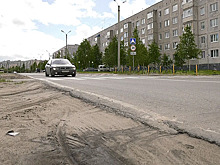 На перекрёстке у спорткомплекса в Ноябрьске установят светофор и сделают ливнёвку