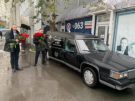 В Новосибирске простились с погибшим на охоте главой Ленинского района Александром Грибом