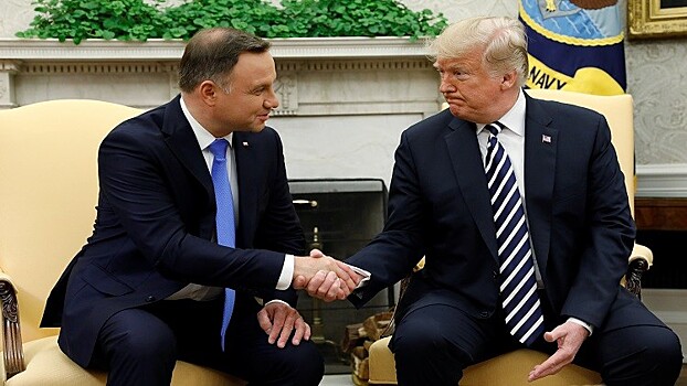 Трамп передает Прибалтику под управление Варшавы