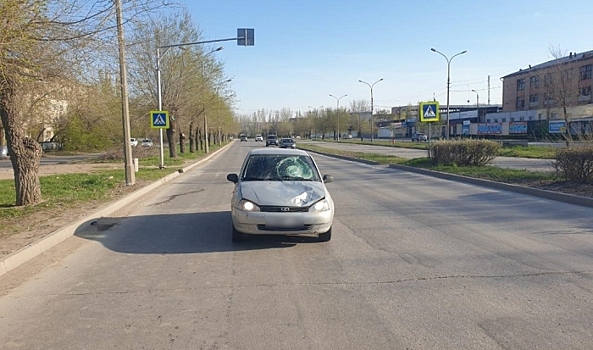 Под Волгоградом двое подростков попали под колеса «Лады»