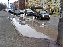 «Где дороги?»: лезьте в лужу, не растаете