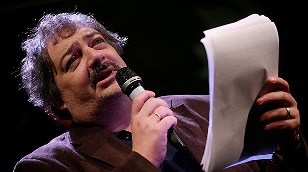 Писатель Быков* не согласен с обвинением в распространении фейков об армии