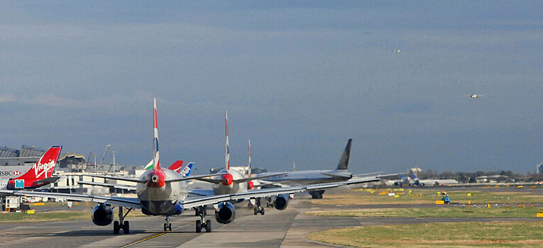 Британия может скорректировать свои правила для приезжих