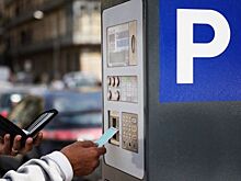Регионам дали возможность разобраться с платными парковками