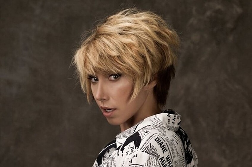 Российская эстрадная актриса, заслуженная артистка РФ Елена Воробей родилась в белорусском городе Бресте в семье Янкеля Мовшевича Лебенбаума и его жены Нины Львовны.  