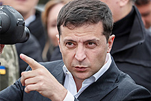Зеленский раскритиковал Тимошенко за уход в оппозицию
