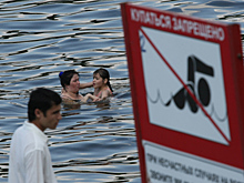 Роспотребнадзор рассказал, чем опасна вода в закрытых для купания водоемах Москвы