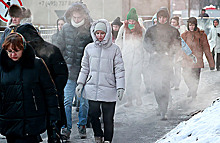 Треснувший от морозов дом и Крещение со знаком плюс: капризы погоды не устают удивлять россиян