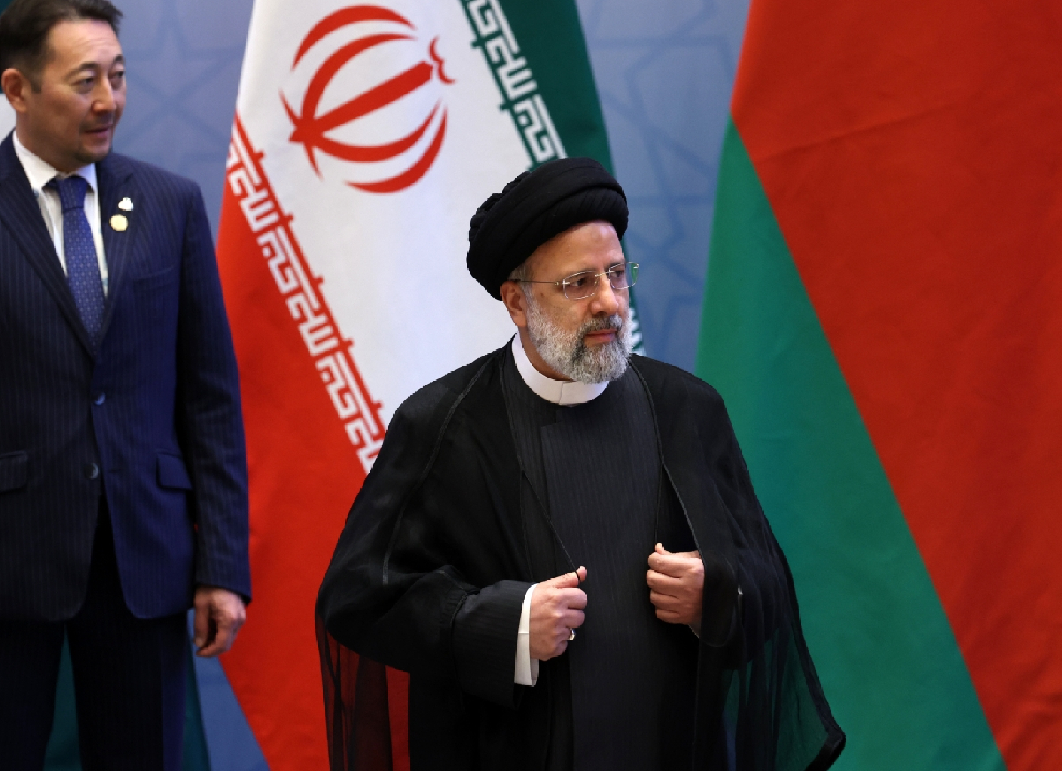 Эксперты оценили возможные причины гибели президента Ирана