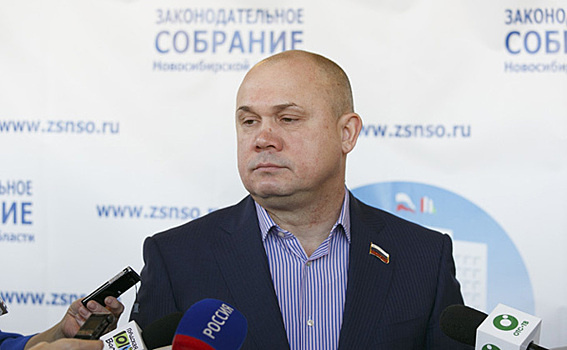 Игорь Гришунин освобожден от депутатской зарплаты