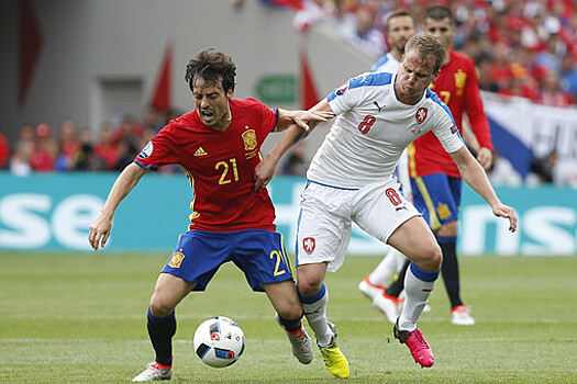 Футболисты сборной Испании выиграли у Чехии на Евро-2016