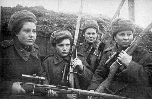 12000 немцев: сколько врагов положили советские девушки-снайперы