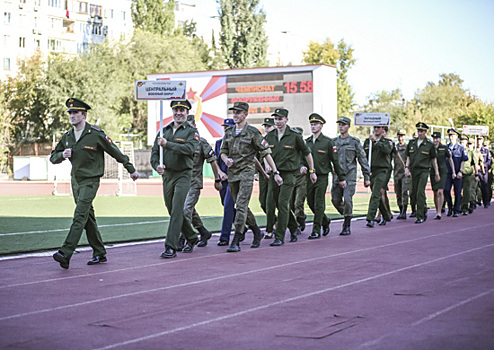 На стадионе ЦСКА в городе Самаре стартовал чемпионат Вооруженных Сил РФ по легкоатлетическому кроссу