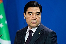 Путин наградил бывшего президента Туркменистана