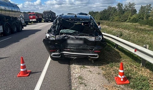 В массовом ДТП на трассе в Волгоградской области пострадали 2 человека