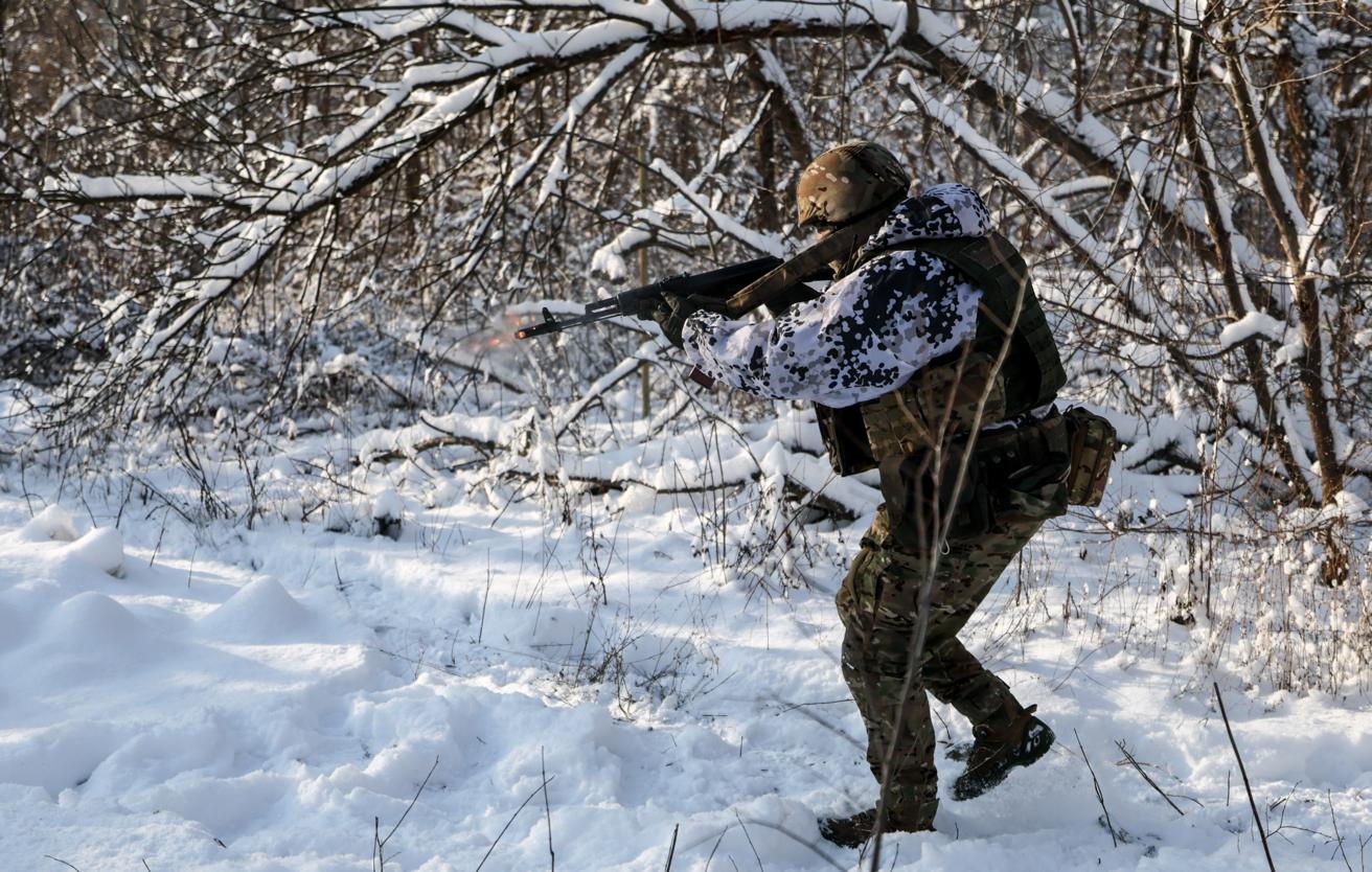 Боевики Азова сдались в плен под Димитровом