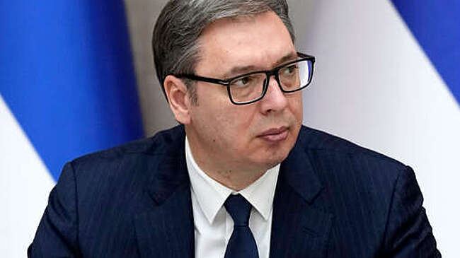 Латвия вслед за Литвой отказалась пропускать самолет летящего в Россию президента Сербии