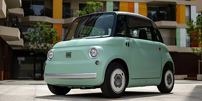 Stellantis: Fiat представил модель Topolino в виде пляжного микроэлектрокара с душем
