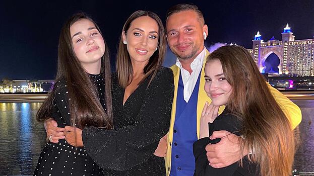 На фоне громкого развода Алсу вспоминаем звездные браки, распавшиеся из-за измен