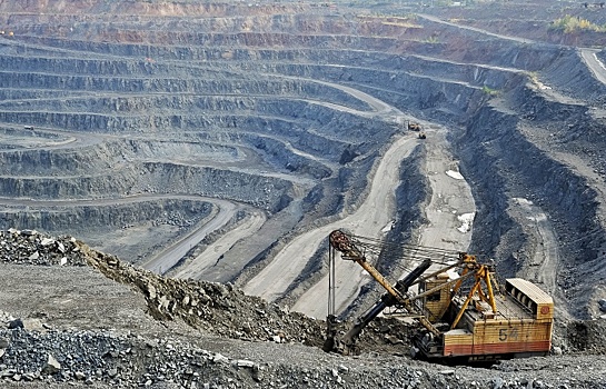 Bloomberg: железная руда подорожала на 19%
