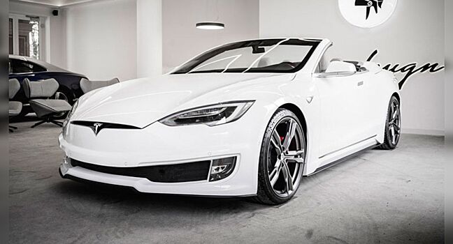 Итальянская компания Ares Design показала кабриолет Tesla