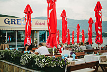 В Черногории отменяют комендантский час и открывают рестораны с 15 мая