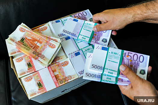 Счетная палата указала на риск недостачи в бюджет 335 млрд рублей