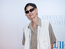 «Женщины пользуются»: Хакамада рассказала, что ей предлагали выбрать мужчину для сопровождения на мероприятиях