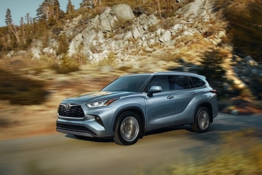 Toyota готовит новый Highlander к встрече с Россией