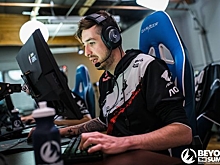 NAVI обыграла pro100, одержав вторую победу на групповом этапе ESL One: Road to Rio