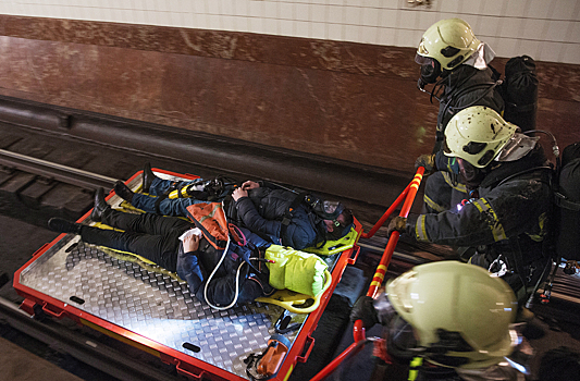 ЧП в московском метро: двое пострадавших