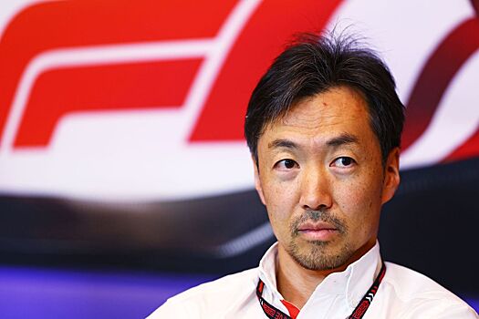 Выяснилось, как руководитель Haas отреагировал на подаренную матрешку