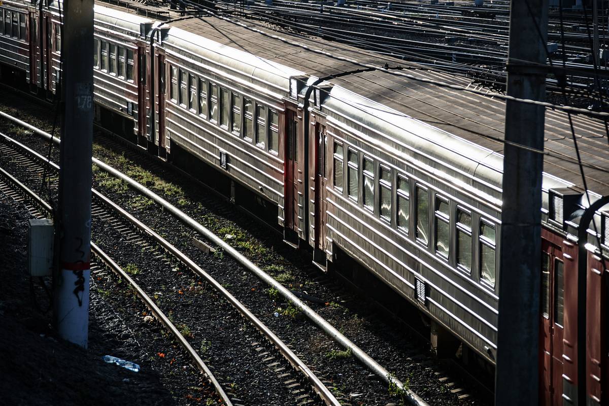 Названа причина остановки поезда Петербург — Брест