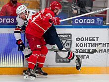 Защитник Маклюков продлил контракт с «Металлургом» на два сезона