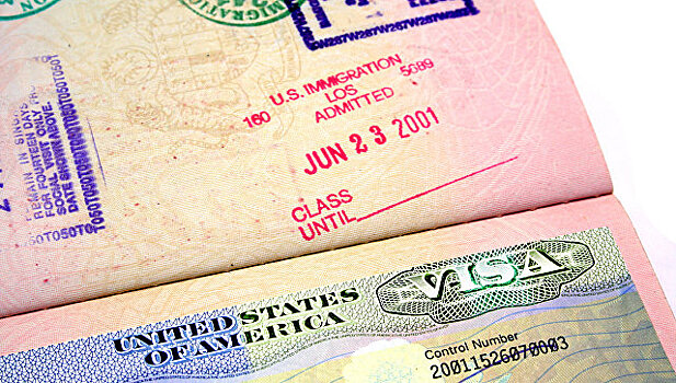 США приостанавливают выдачу виз по всей России