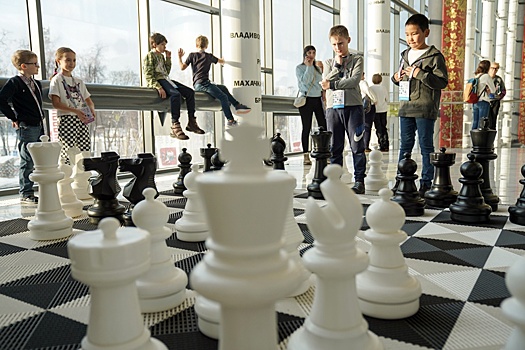 Где в Москве сыграть в шахматы с гроссмейстером