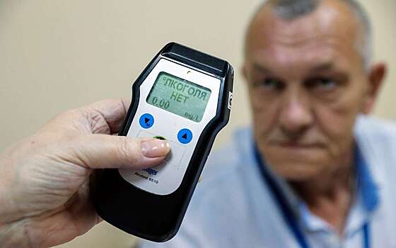 Когда водителя могут посадить за отказ от проверки на алкоголь