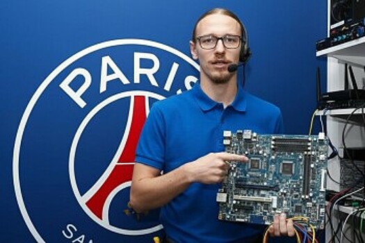 От любви к алгебре – до доминирования в Межконтинентальном кубке. В Италии рассказали об истории Сафонова