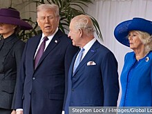 Трамп посмеялся над шуткой Карла III и обменялся с королевской четой подарками