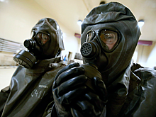 Китай заявил о десятках военных биолабораторий США на Украине