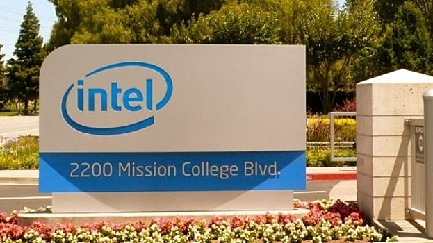 Intel презентовала мощнейший в мире процессор Xeon D-2100