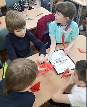 Патриотический урок провели в Школе им.Маяковского