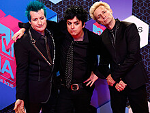 Перед визитом Трампа в Великобритании стала популярной песня об "американском идиоте"