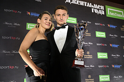 Федору Чалову вручили премию «Джентльмен года-2023»
