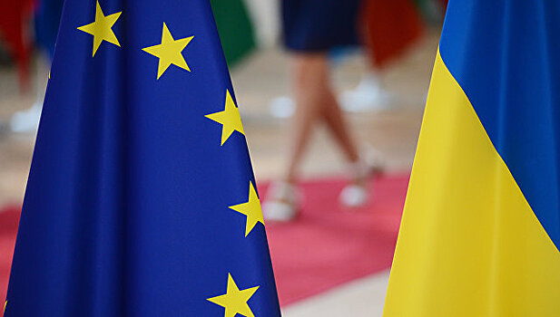 Хоть ешьте, хоть к голове прикладывайте. Украина "ассоциировалась" с ЕС
