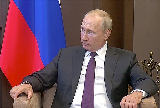 Путин поручил создать комитет по подготовке к председательству России в Арктическом совете