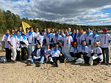 Волонтеры убрали свыше 1,5 тонны мусора с берега Новосибирского водохранилища